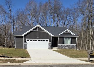 210 Glenwood Circle, Manchester, MI 48158