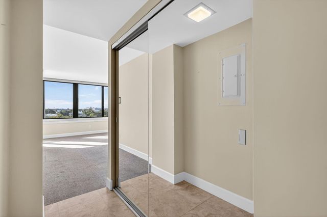 3589 S Ocean Boulevard 507, South Palm Beach, FL 33480