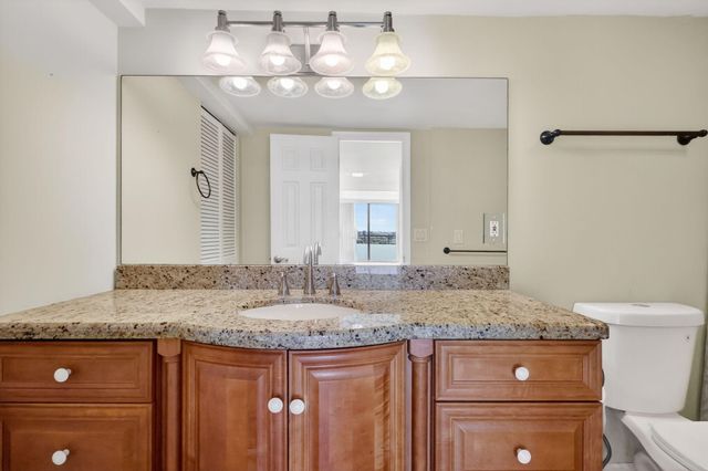 3589 S Ocean Boulevard 507, South Palm Beach, FL 33480