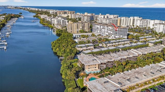 3589 S Ocean Boulevard 507, South Palm Beach, FL 33480