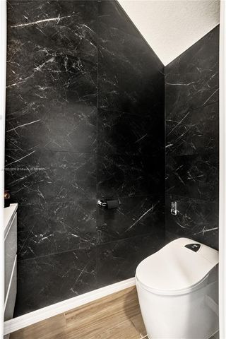 4414 Ficus St, Hollywood, FL 33021