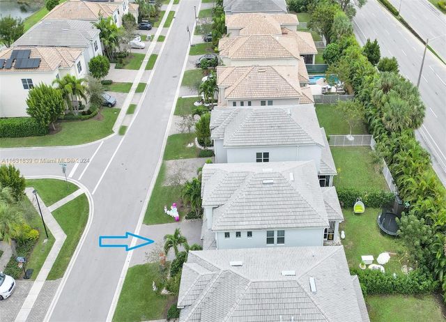 4414 Ficus St, Hollywood, FL 33021