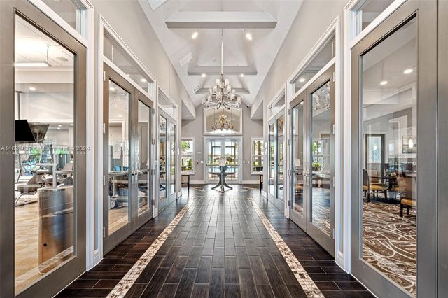 4414 Ficus St, Hollywood, FL 33021