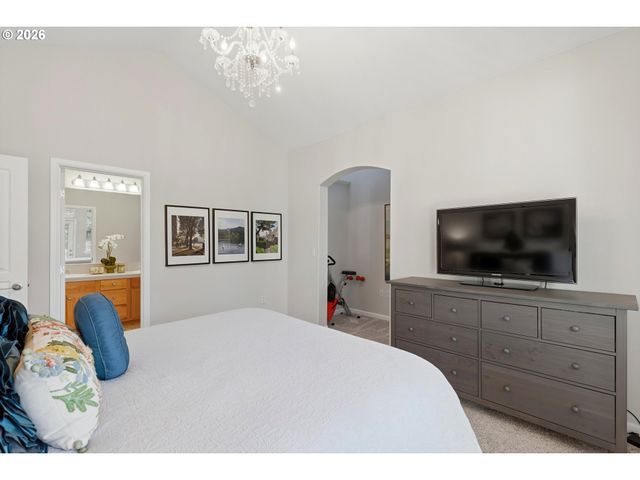 6535 SUMMERLINN Way, West Linn, OR 97068