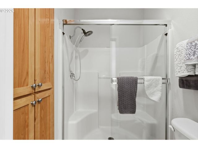 6535 SUMMERLINN Way, West Linn, OR 97068