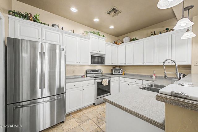 3131 E LEGACY Drive 2001, Phoenix, AZ 85042
