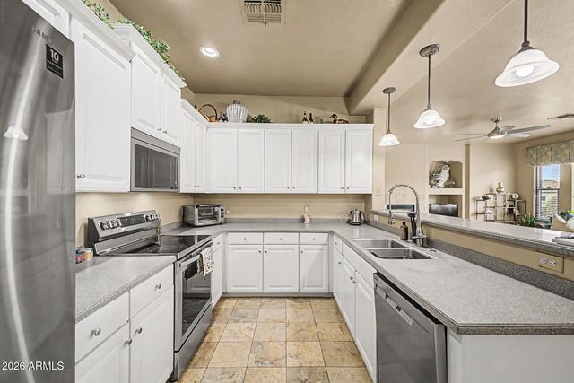 3131 E LEGACY Drive 2001, Phoenix, AZ 85042