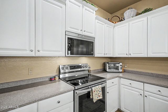 3131 E LEGACY Drive 2001, Phoenix, AZ 85042