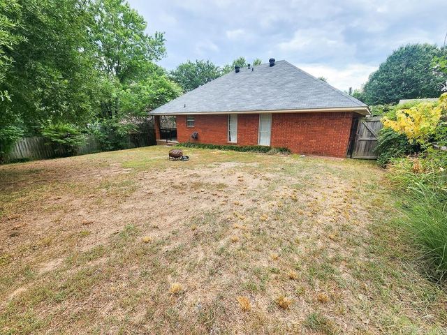 2560 Jayme Circle, Conway, AR 72032