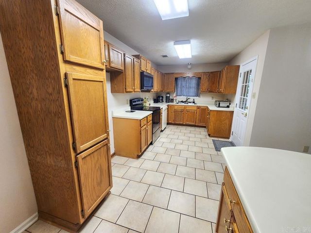 2560 Jayme Circle, Conway, AR 72032