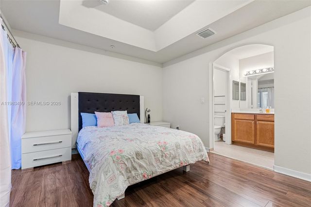 22401 SW 88th Pl 12-27, Cutler Bay, FL 33190