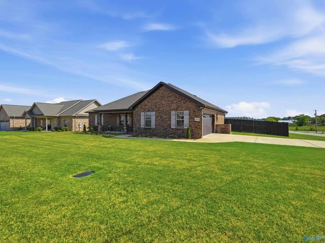 28110 Randy Wade Drive, Ardmore, AL 35739