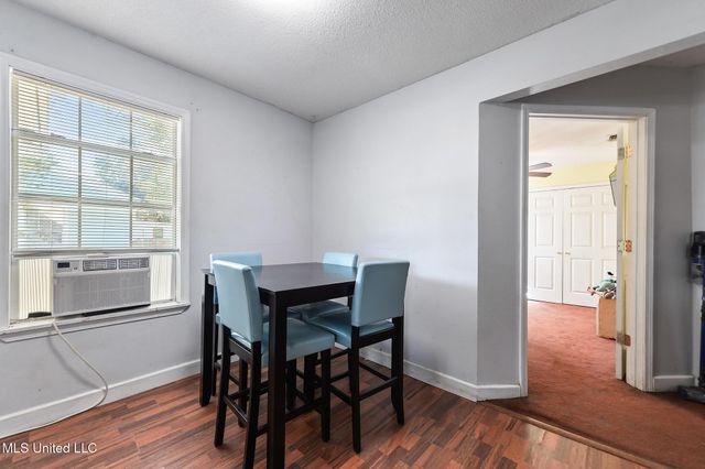 2419 Taft Avenue, Pascagoula, MS 39567