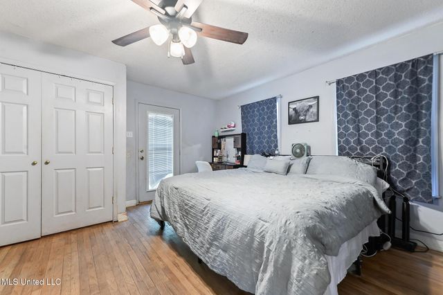 2419 Taft Avenue, Pascagoula, MS 39567