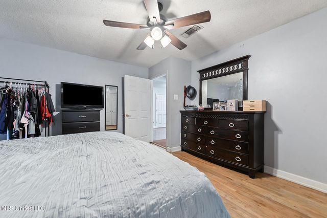 2419 Taft Avenue, Pascagoula, MS 39567