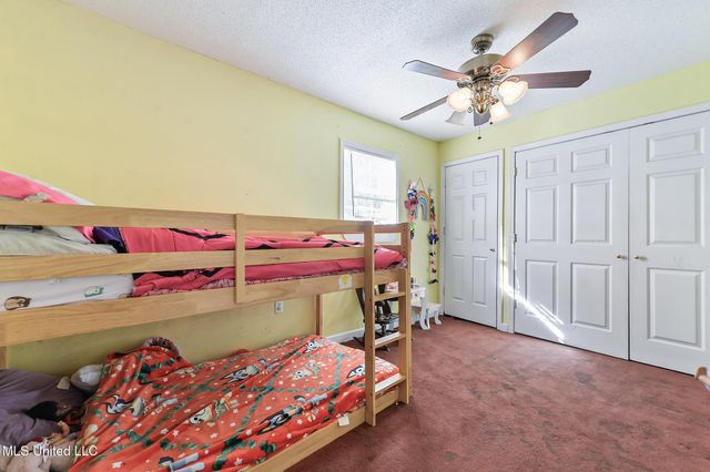 2419 Taft Avenue, Pascagoula, MS 39567