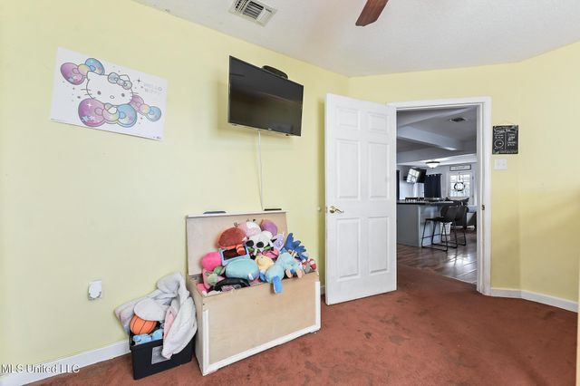 2419 Taft Avenue, Pascagoula, MS 39567