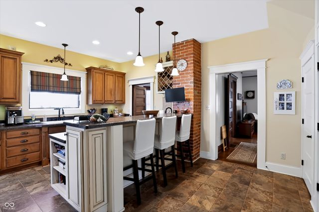 231 E 6th Street, Rushville, IN 46173