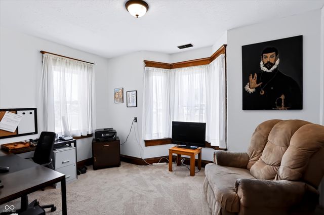 231 E 6th Street, Rushville, IN 46173