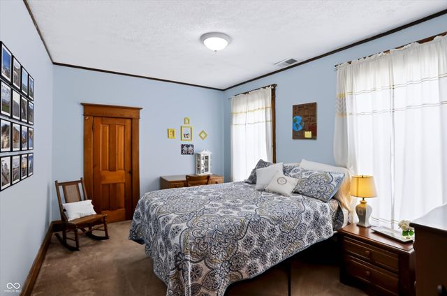231 E 6th Street, Rushville, IN 46173