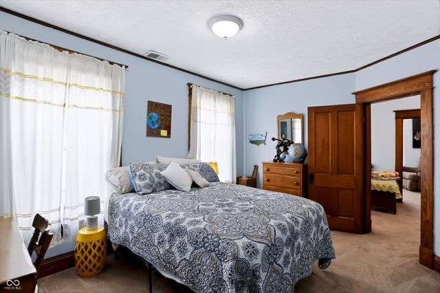 231 E 6th Street, Rushville, IN 46173