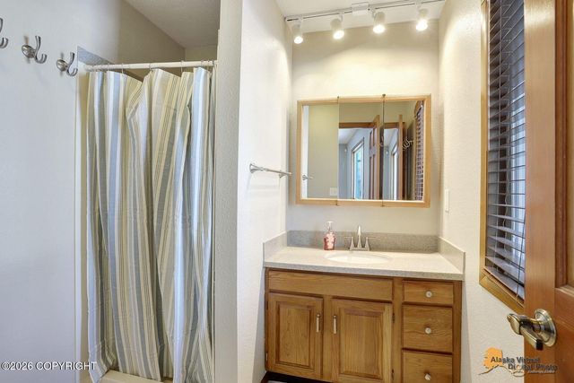 12240 Wagner Street, Anchorage, AK 99516