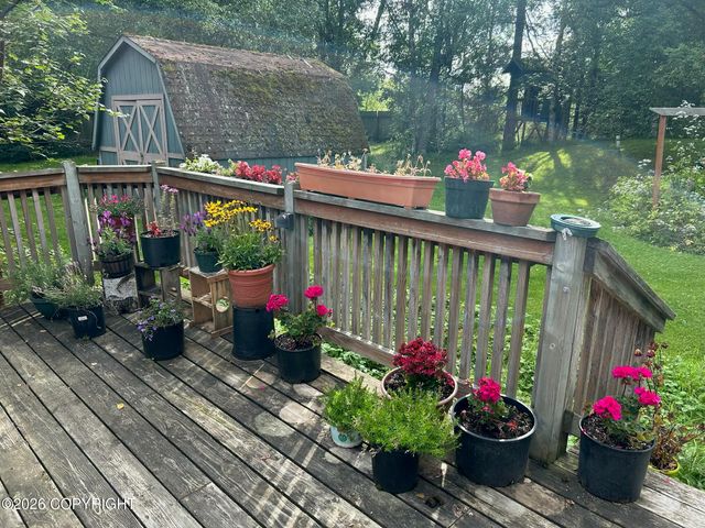 12240 Wagner Street, Anchorage, AK 99516