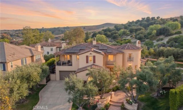 26962 Alsace, Calabasas, CA 91302