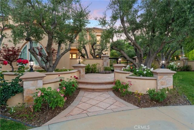 26962 Alsace, Calabasas, CA 91302