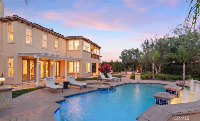 26962 Alsace, Calabasas, CA 91302
