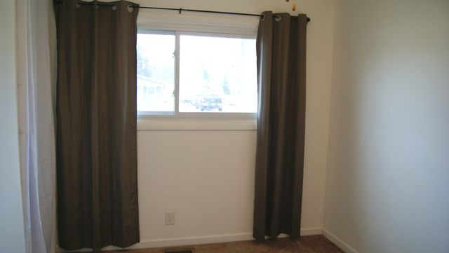 38 Surrey Road, Montgomery, IL 60538