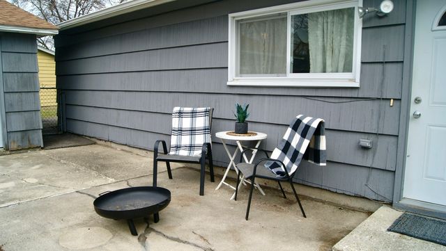 38 Surrey Road, Montgomery, IL 60538