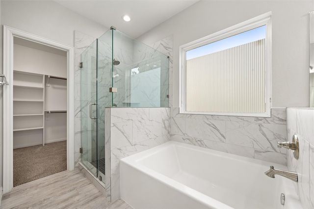 1411 Featherstone Street A, Houston, TX 77020