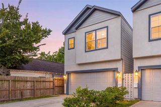 1411 Featherstone Street A, Houston, TX 77020