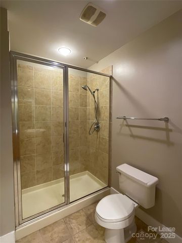 505 E 6th Street 302, Charlotte, NC 28202