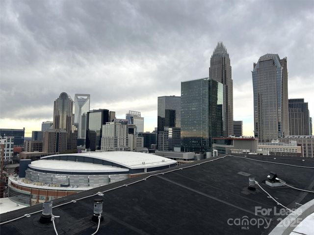 505 E 6th Street 302, Charlotte, NC 28202
