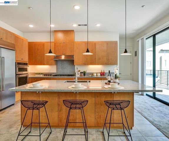 1749 Kilowatt Way 302, Fremont, CA 94539