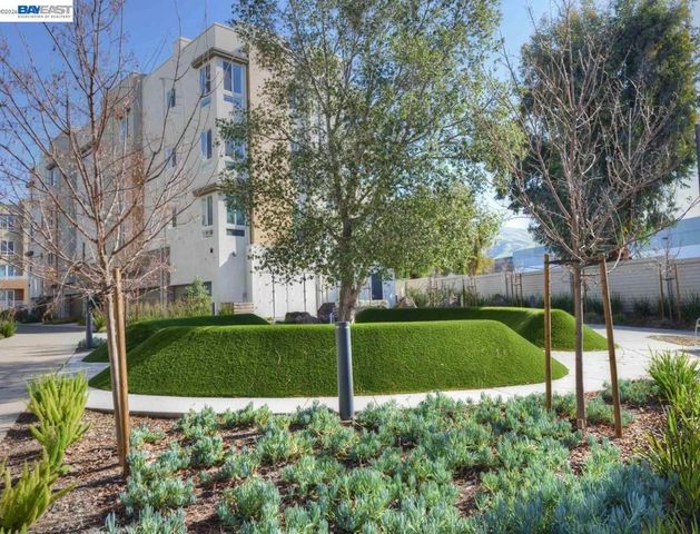 1749 Kilowatt Way 302, Fremont, CA 94539