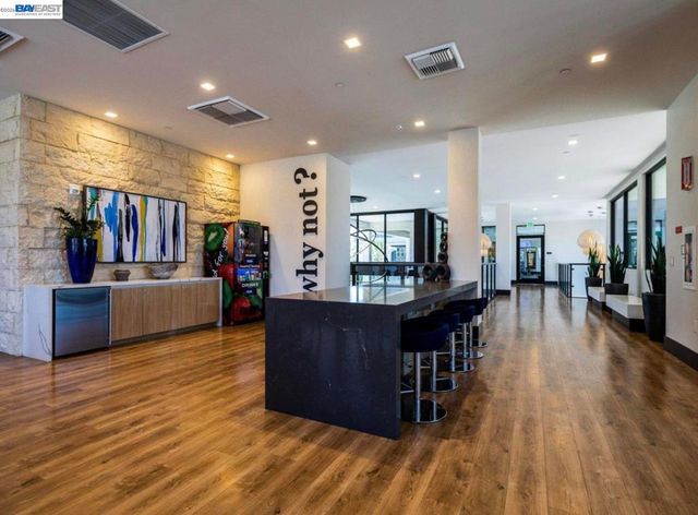 1749 Kilowatt Way 302, Fremont, CA 94539