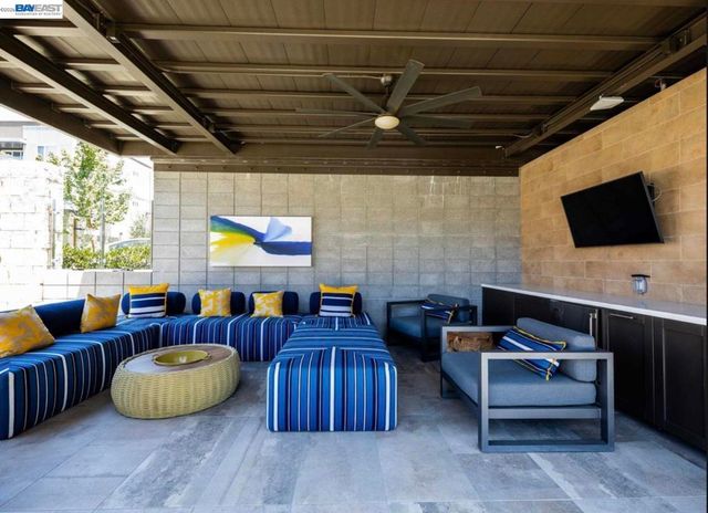 1749 Kilowatt Way 302, Fremont, CA 94539