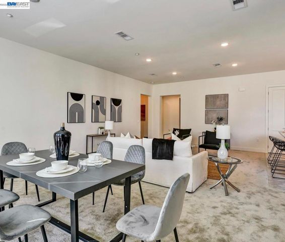 1749 Kilowatt Way 302, Fremont, CA 94539