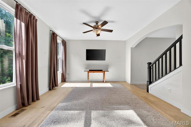 262 Sunset Villa Lane, O'fallon, MO 63366