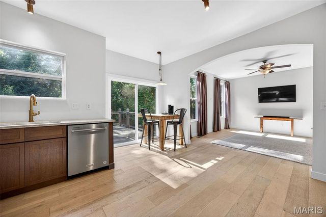 262 Sunset Villa Lane, O'fallon, MO 63366