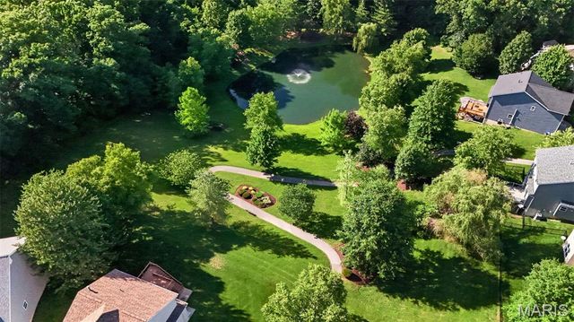 262 Sunset Villa Lane, O'fallon, MO 63366