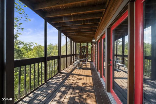 838 Bear Run Way, Sevierville, TN 37862