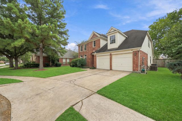 12735 Canterbury Drive, Houston, TX 77014
