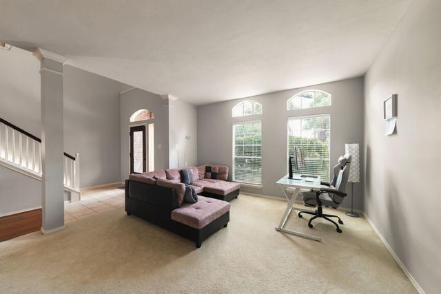 12735 Canterbury Drive, Houston, TX 77014