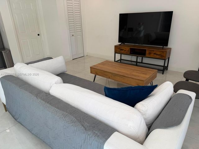 2165 SW 47th Street B, Dania Beach, FL 33312