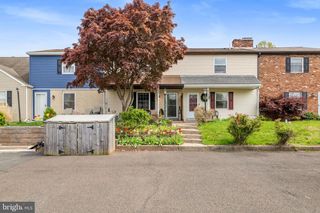 140 THOMAS DR, Telford, PA 18969