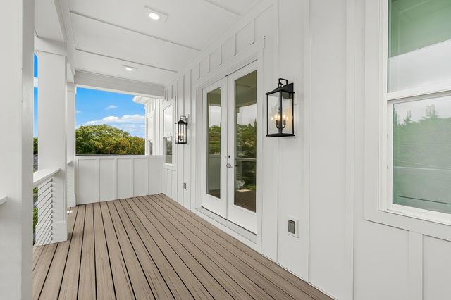 2503 Holly Dr., North Myrtle Beach, SC 29582